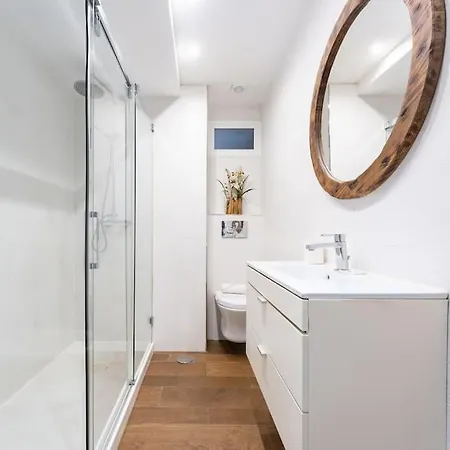 Super Flat With Terrace And Free Parking