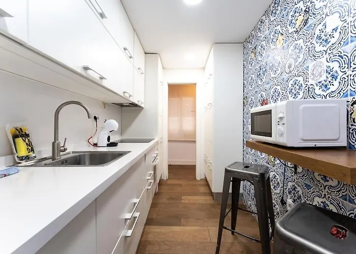 Super Flat With Terrace And Free Parking Малага