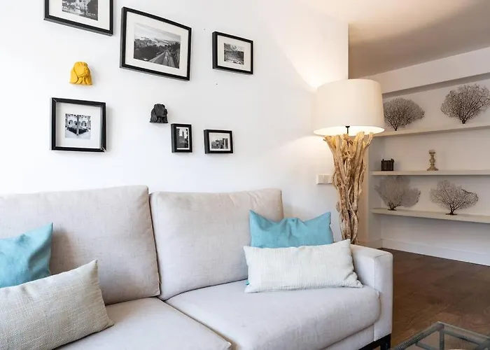 Super Flat With Terrace And Free Parking *