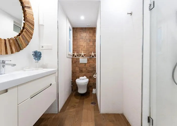 Super Flat With Terrace And Free Parking * Малага